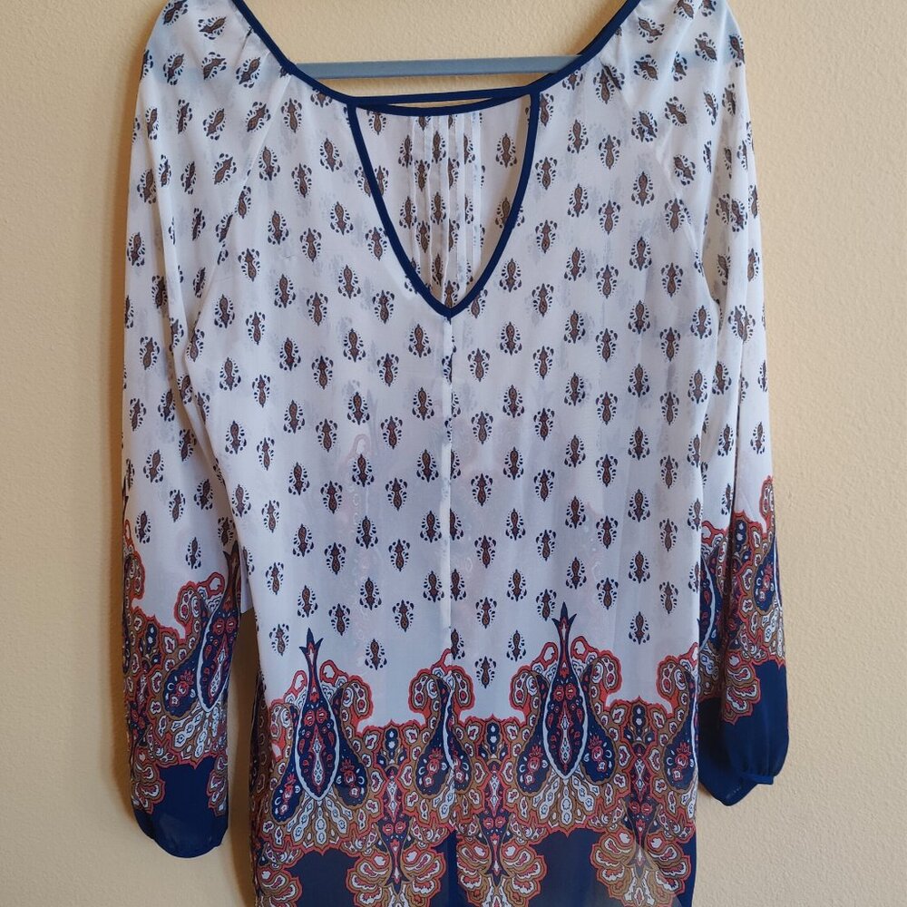 Blu Pepper  Long-Sleeve Blouse.  Size Large.